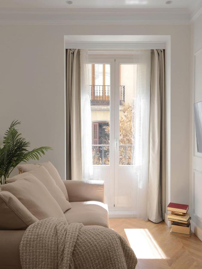 Deluxe Apartment Near Gran Via Madrid Luaran gambar